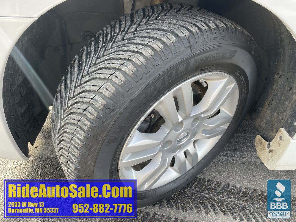 2010 Nissan Altima Image 24