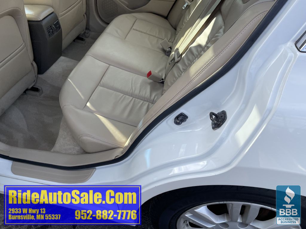 2010 Nissan Altima Image 29