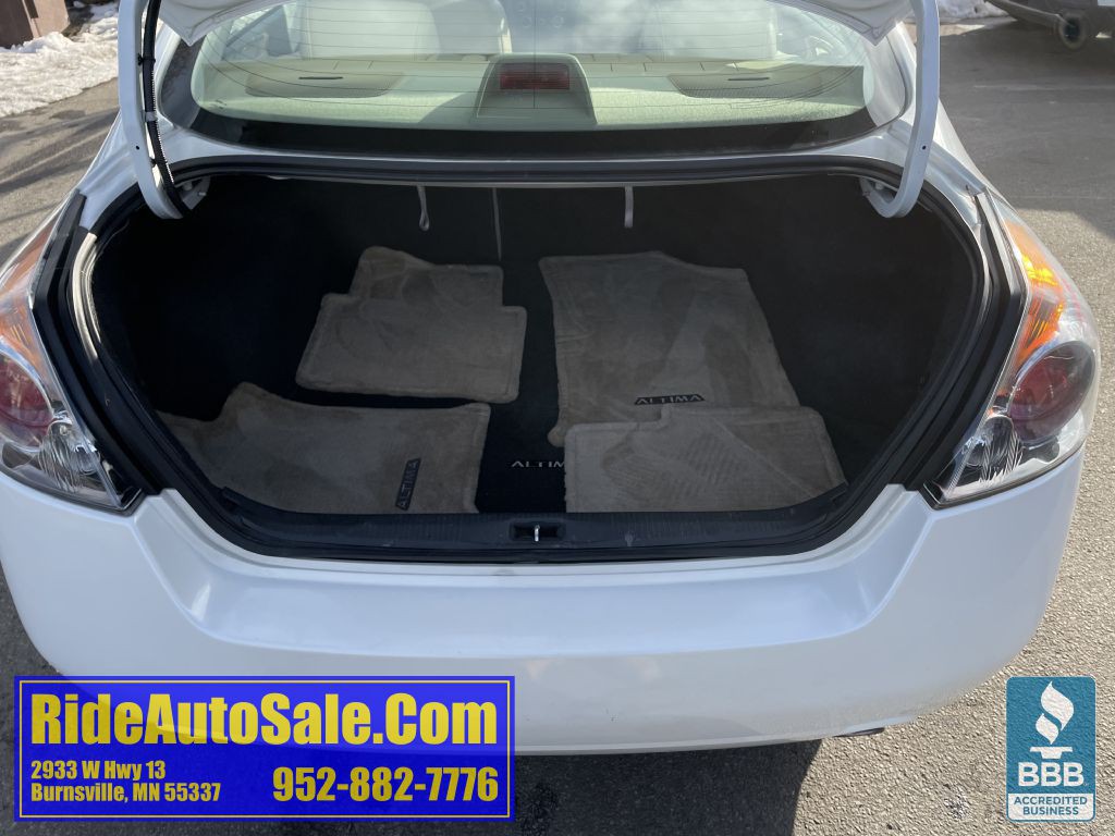 2010 Nissan Altima Image 31