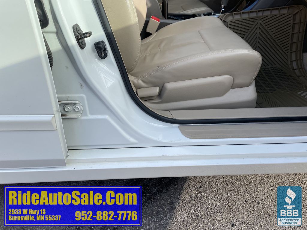 2010 Nissan Altima Image 36