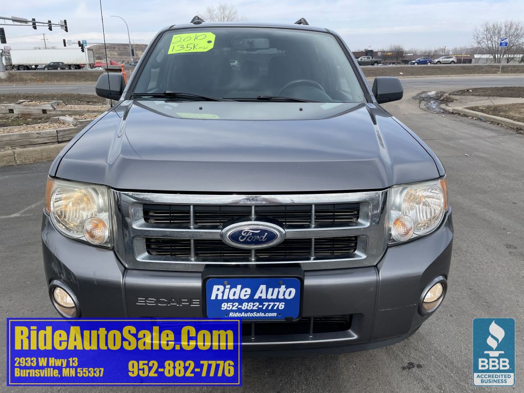 2010 Ford Escape Image 2