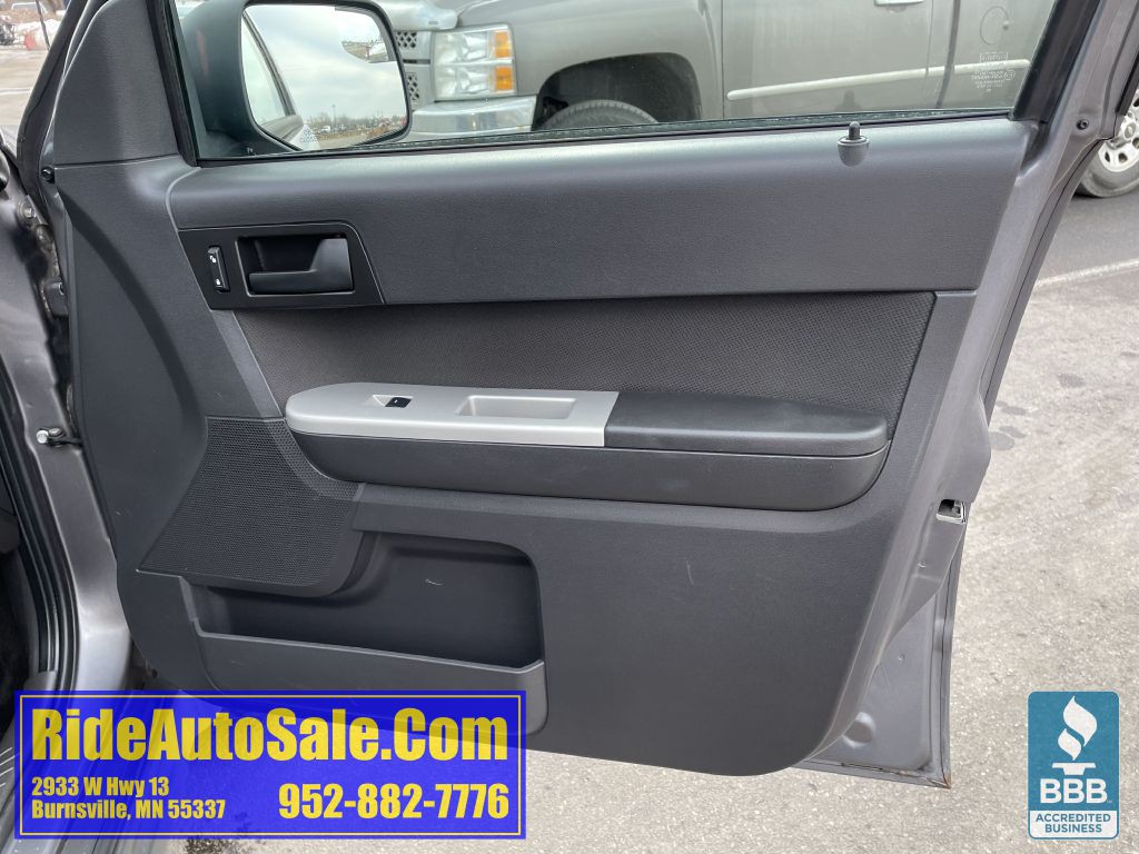 2010 Ford Escape Image 13
