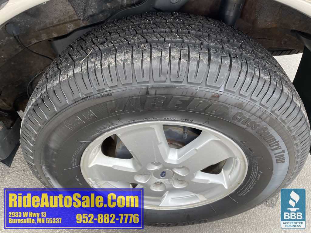 2010 Ford Escape Image 26