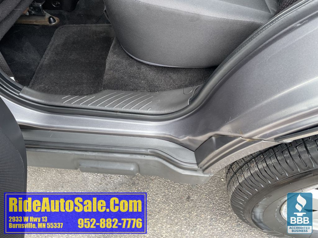 2010 Ford Escape Image 27