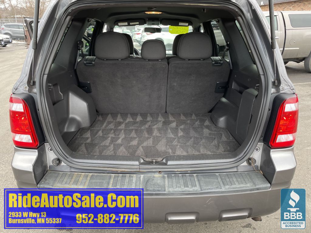 2010 Ford Escape Image 32