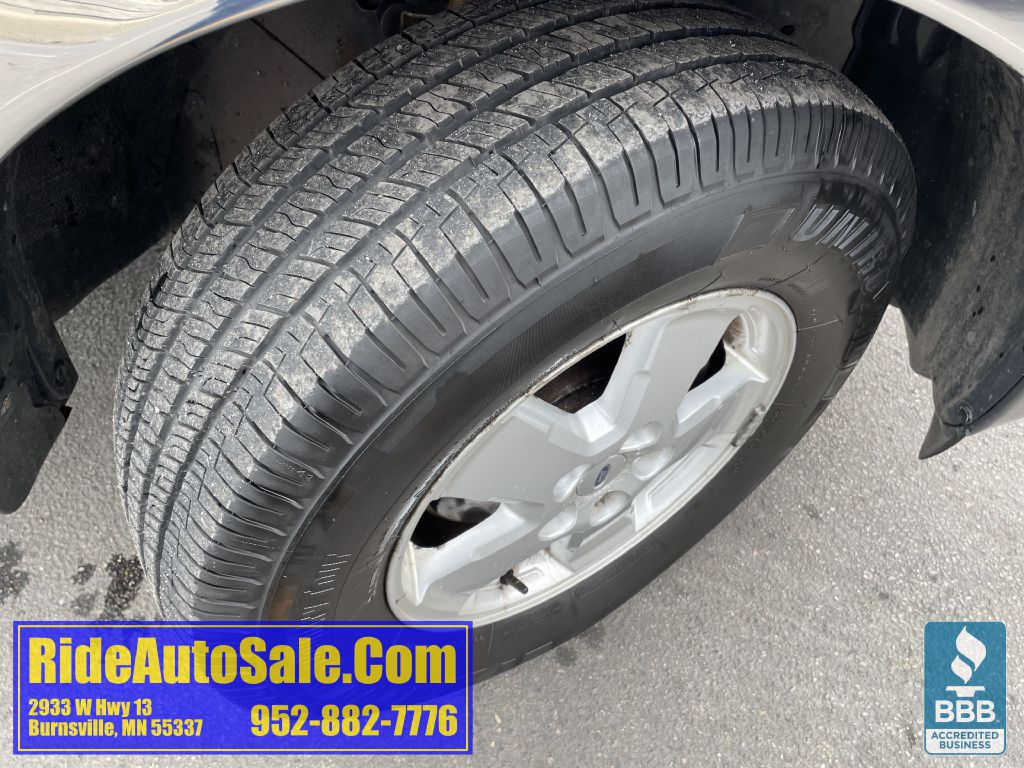 2010 Ford Escape Image 40