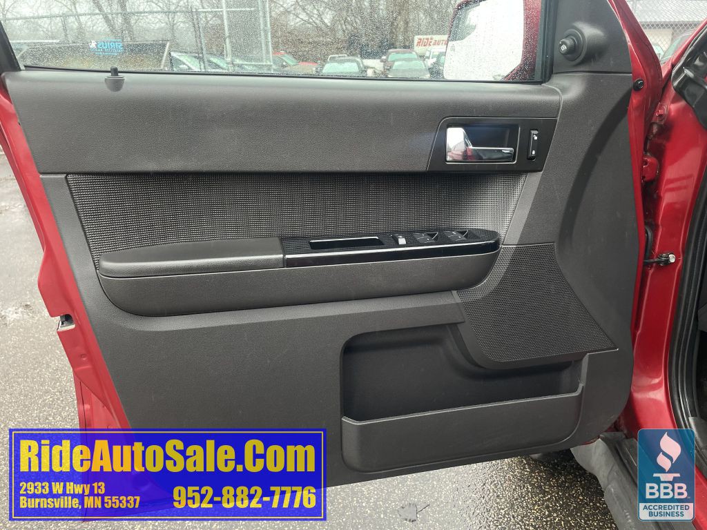 2011 Ford Escape Image 9