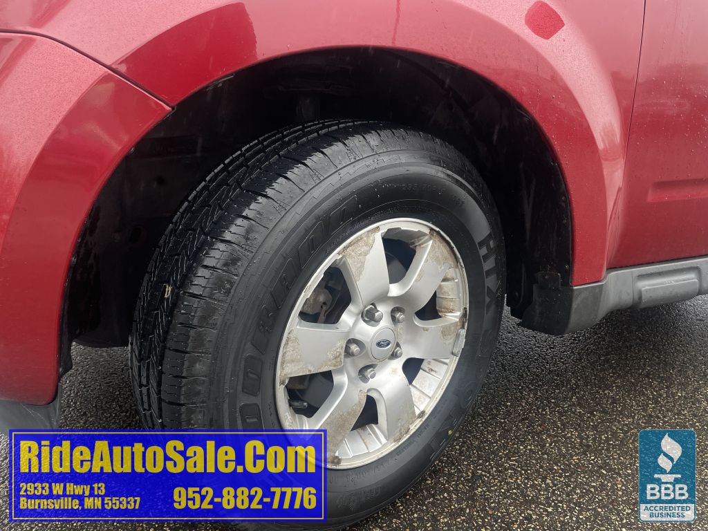 2011 Ford Escape Image 25
