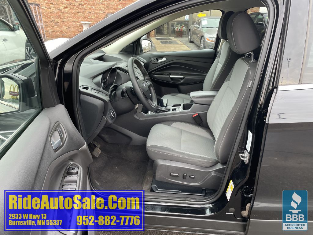 2017 Ford Escape Image 10