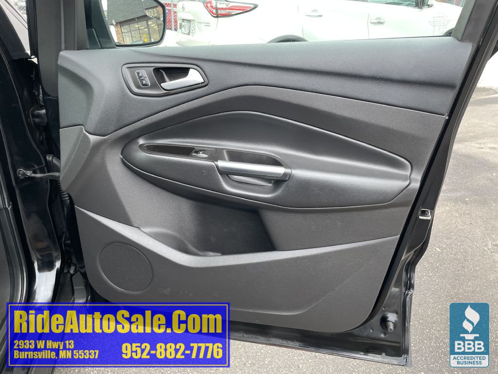 2017 Ford Escape Image 13