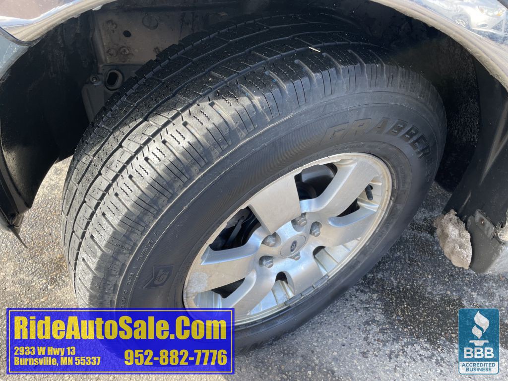 2012 Ford Escape Image 24