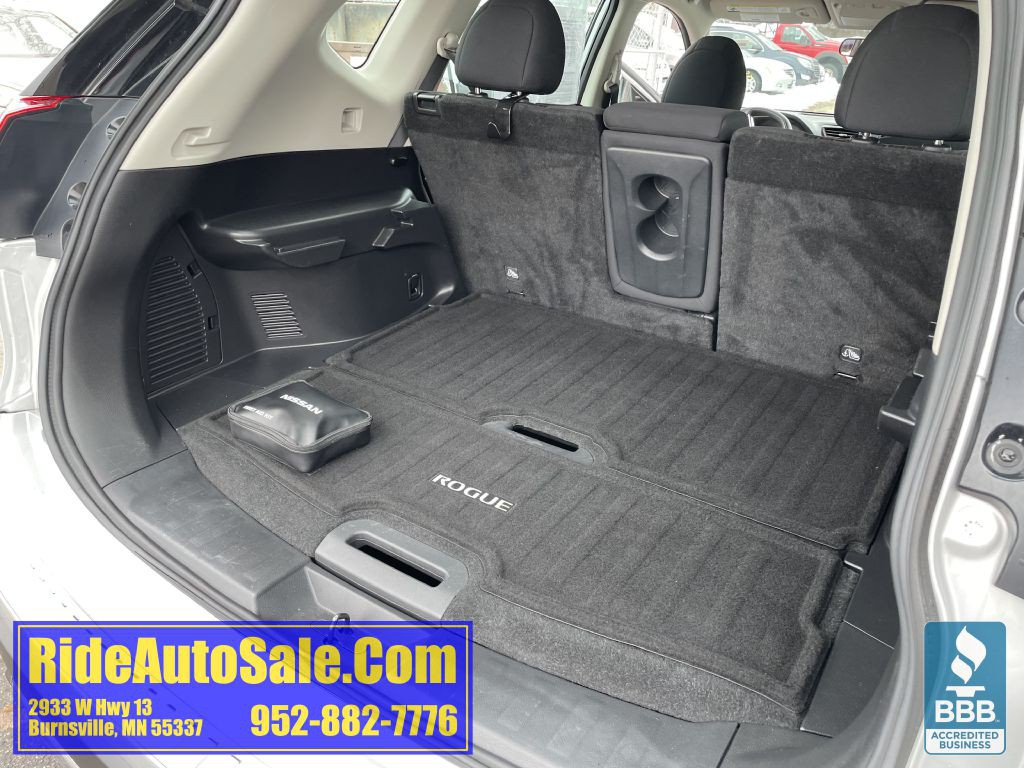 2018 Nissan Rogue Image 36