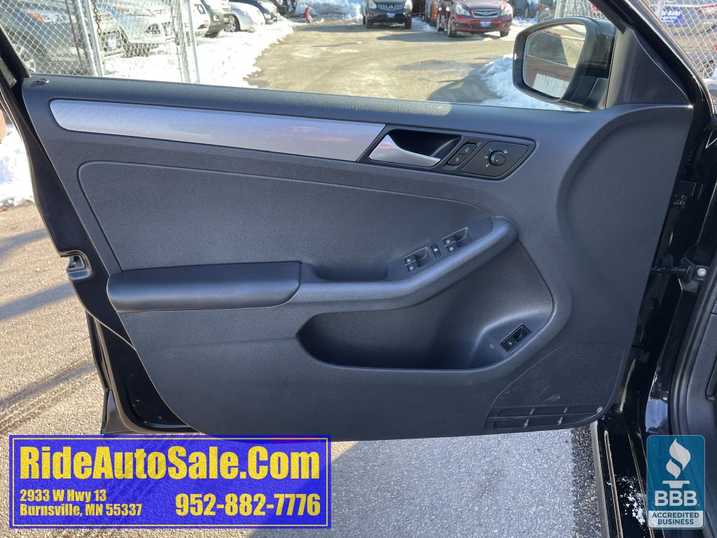 2018 Volkswagen Jetta Image 9