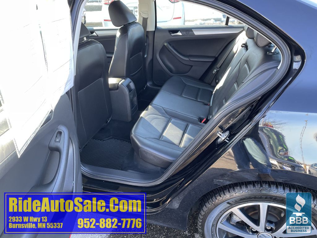 2018 Volkswagen Jetta Image 12