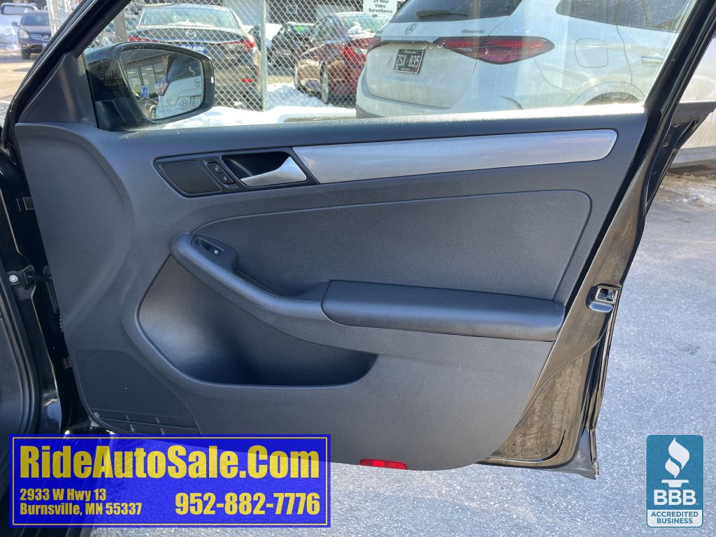 2018 Volkswagen Jetta Image 13