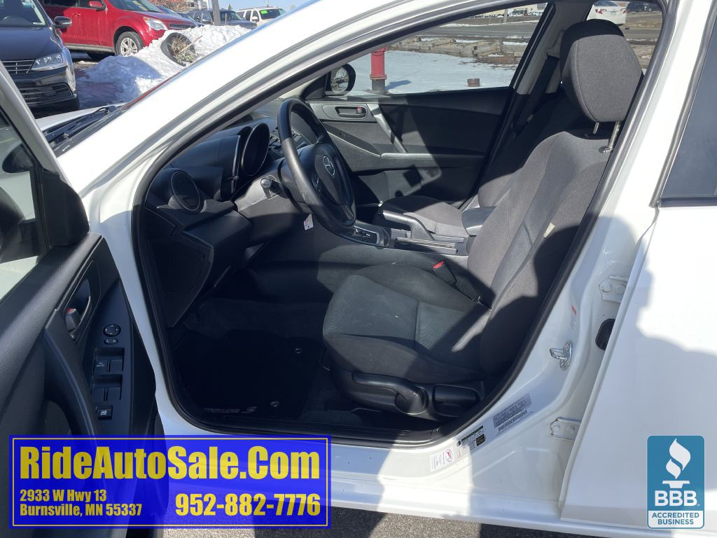 2010 Mazda Mazda3 Image 10