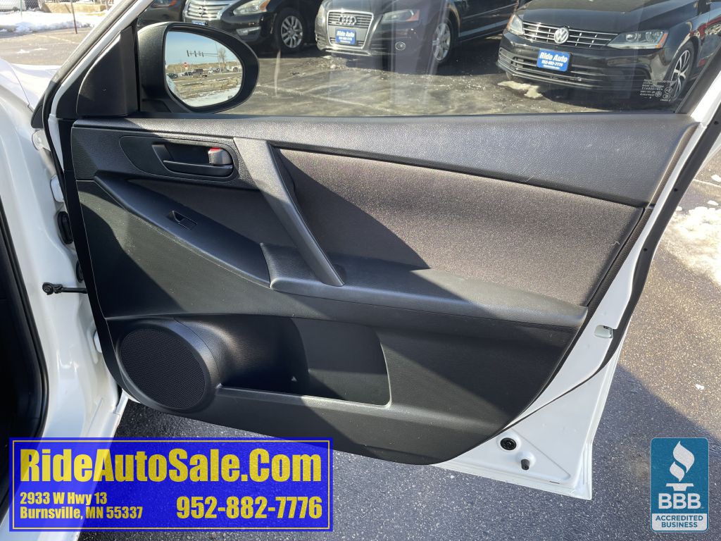 2010 Mazda Mazda3 Image 13