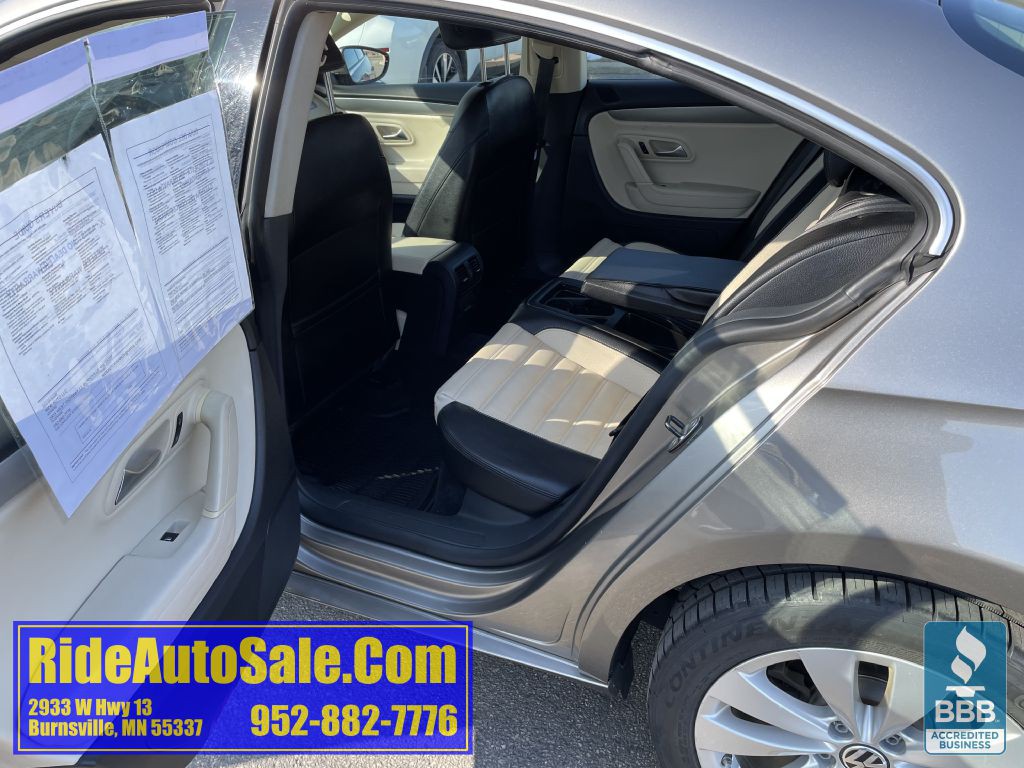 2012 Volkswagen CC Image 12