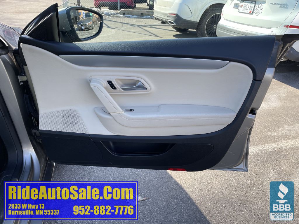 2012 Volkswagen CC Image 13