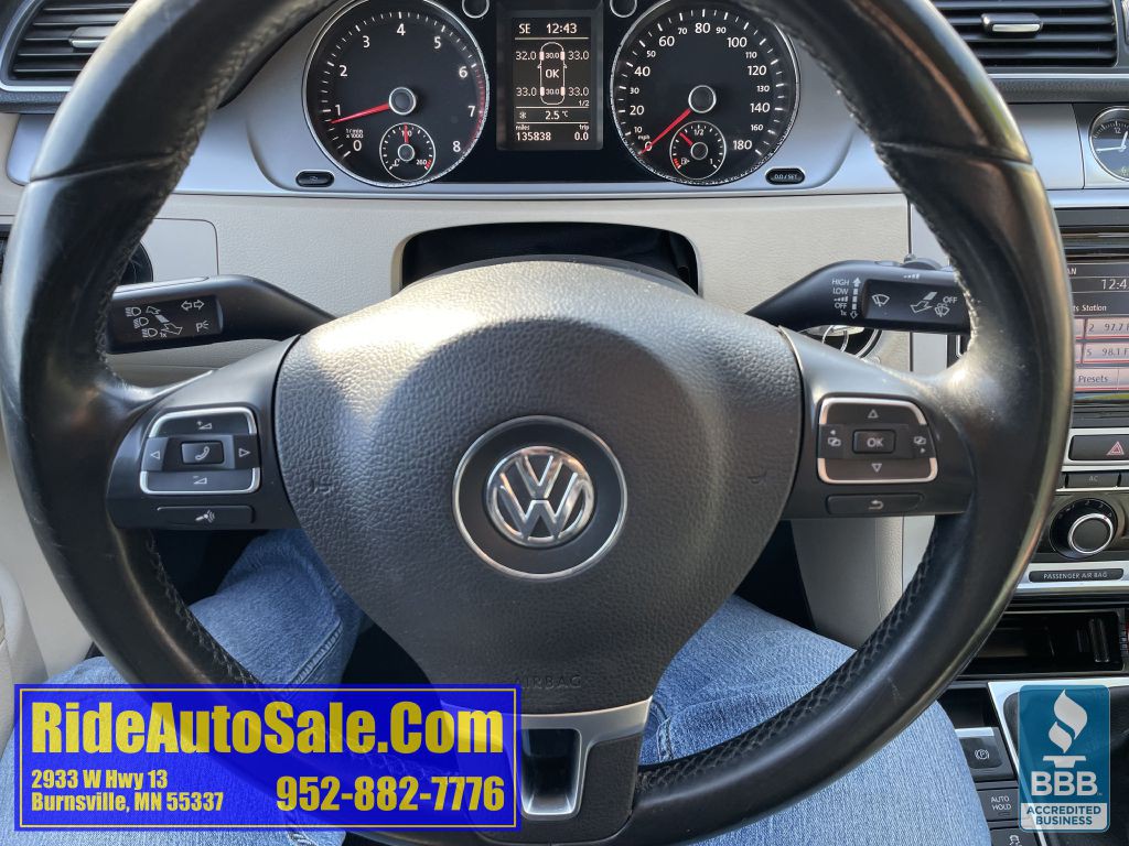 2012 Volkswagen CC Image 17