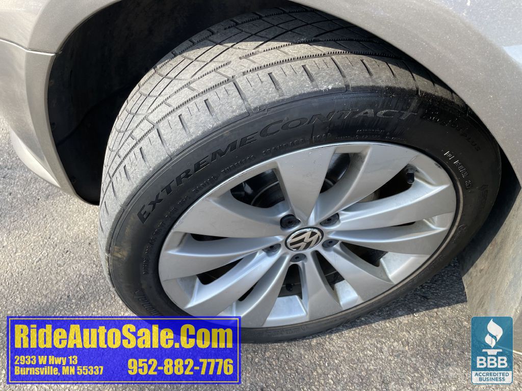 2012 Volkswagen CC Image 24