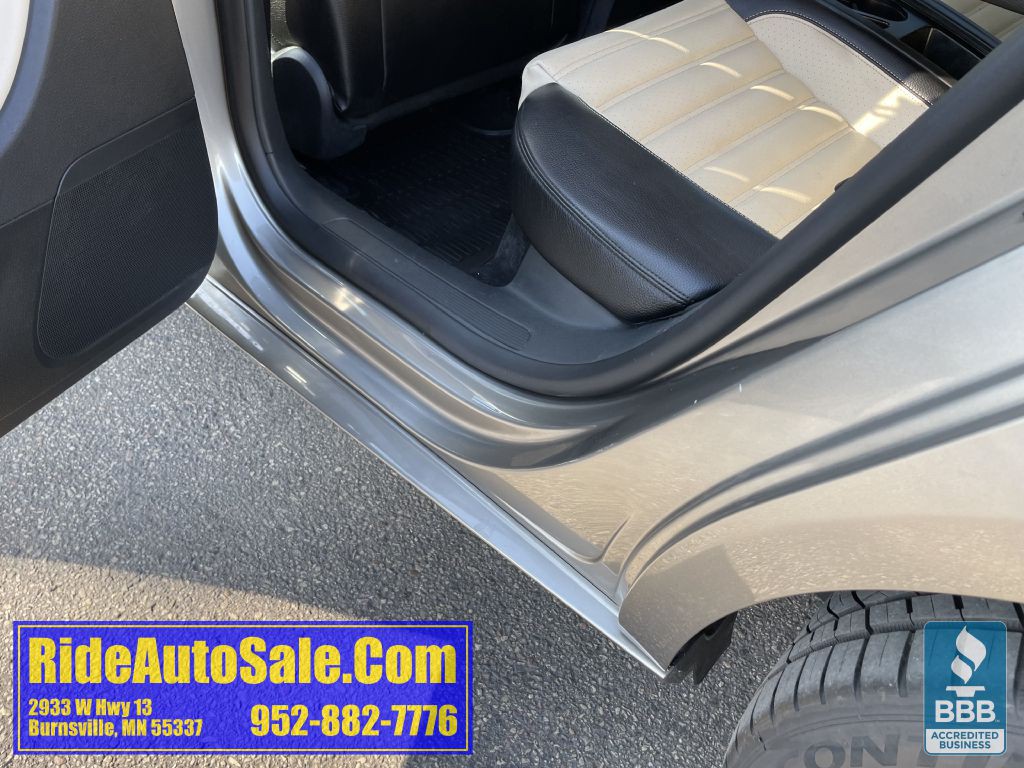 2012 Volkswagen CC Image 27