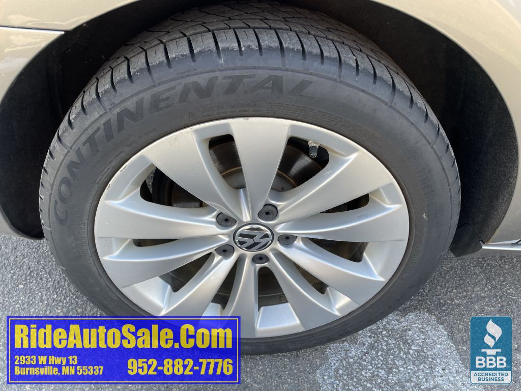 2012 Volkswagen CC Image 33