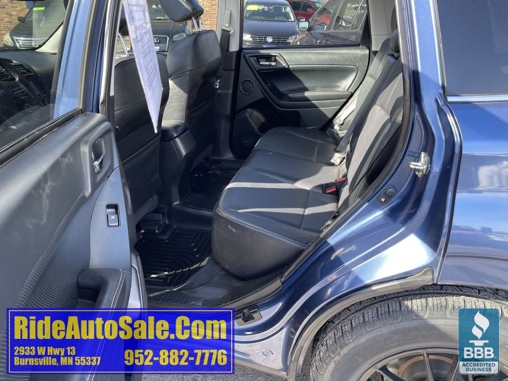 2014 Subaru Forester Image 12