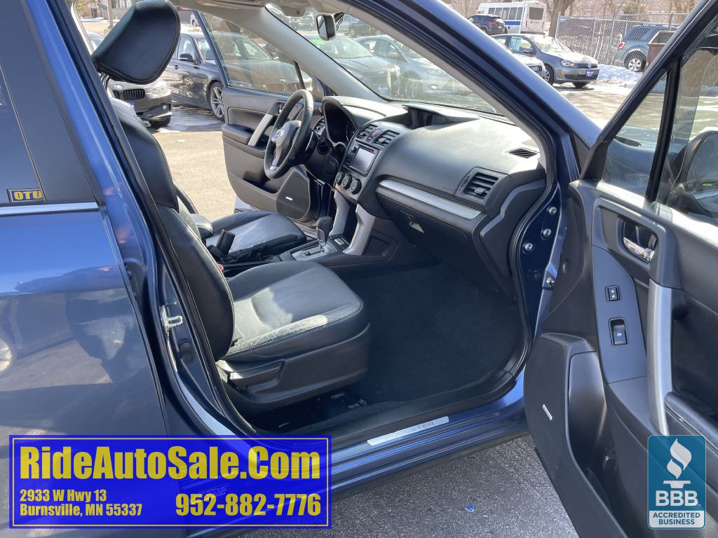 2014 Subaru Forester Image 14