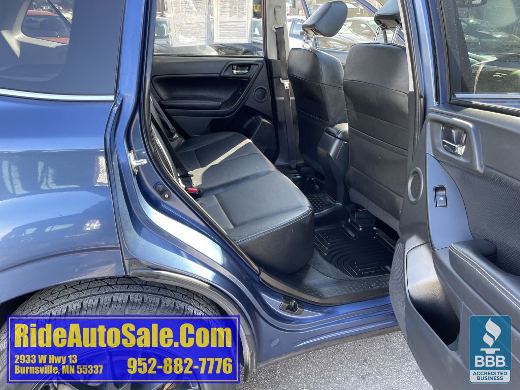2014 Subaru Forester Image 16