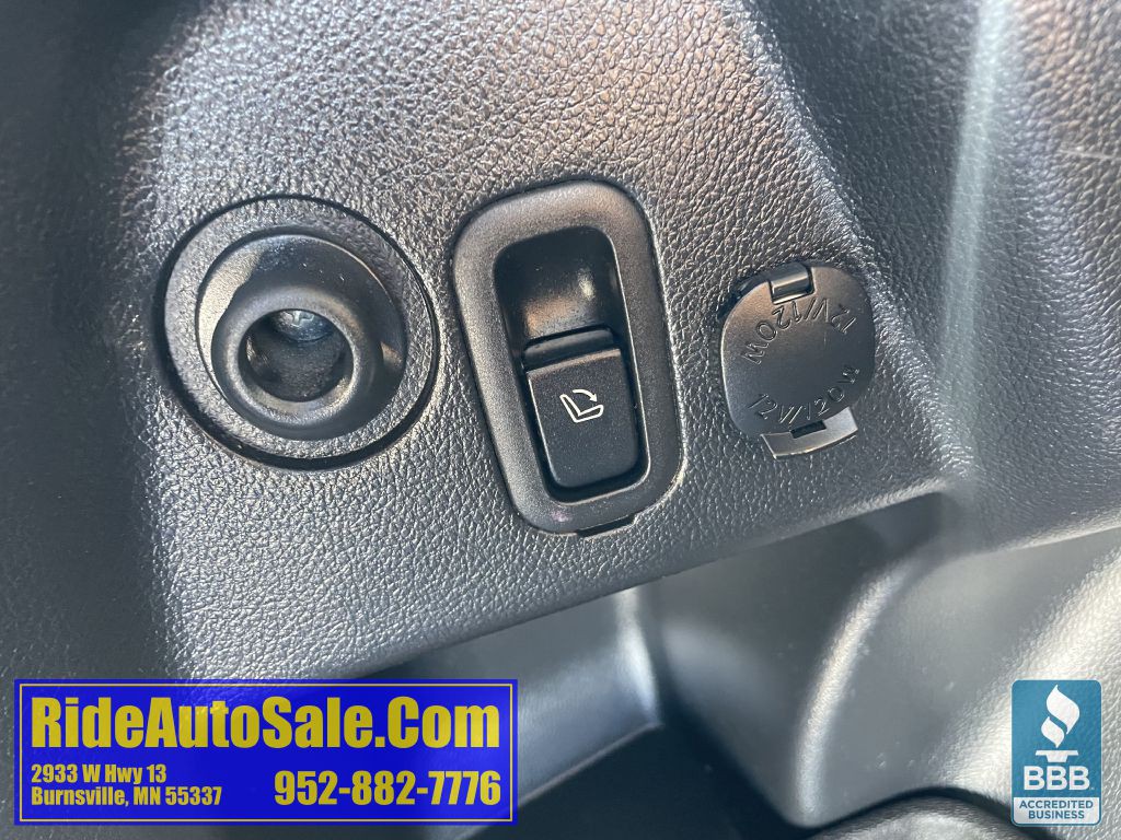 2014 Subaru Forester Image 38