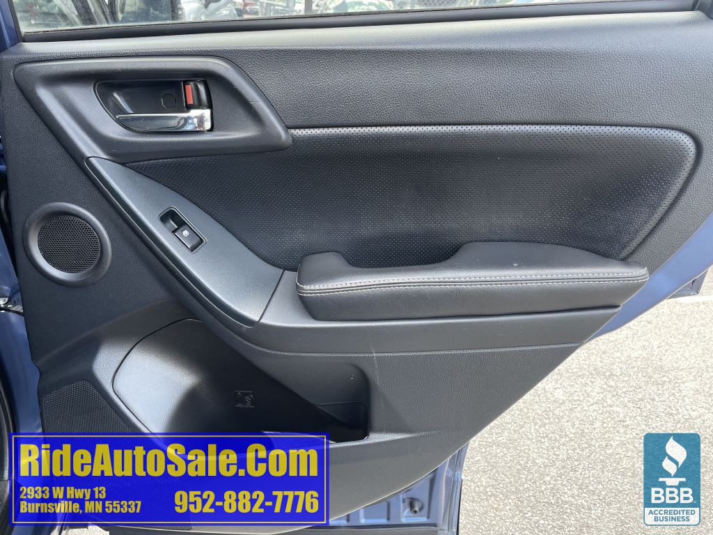 2014 Subaru Forester Image 15
