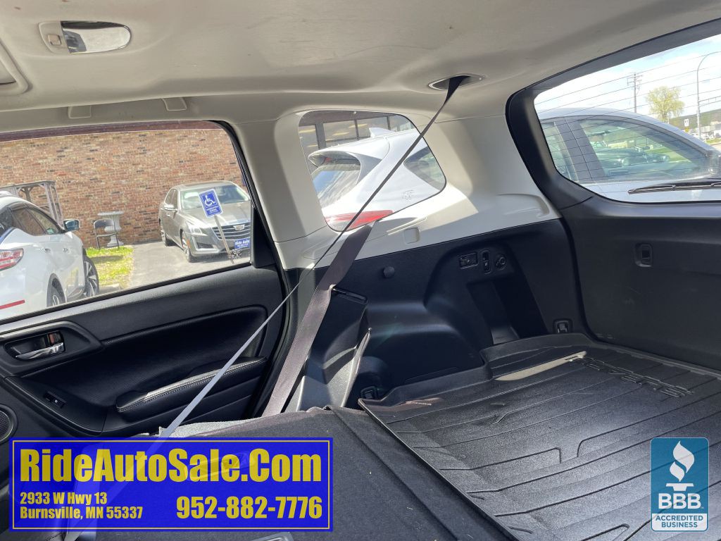 2014 Subaru Forester Image 32