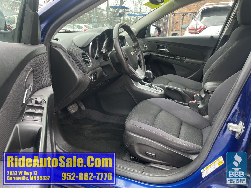 2013 Chevrolet Cruze Image 10
