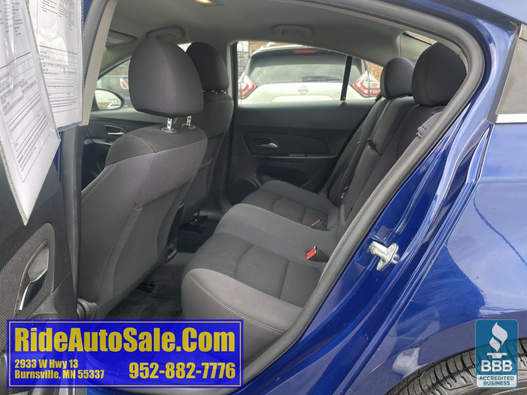 2013 Chevrolet Cruze Image 12