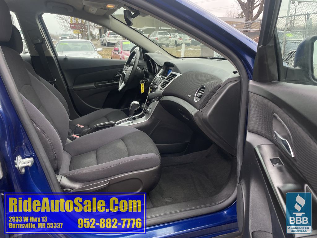 2013 Chevrolet Cruze Image 14