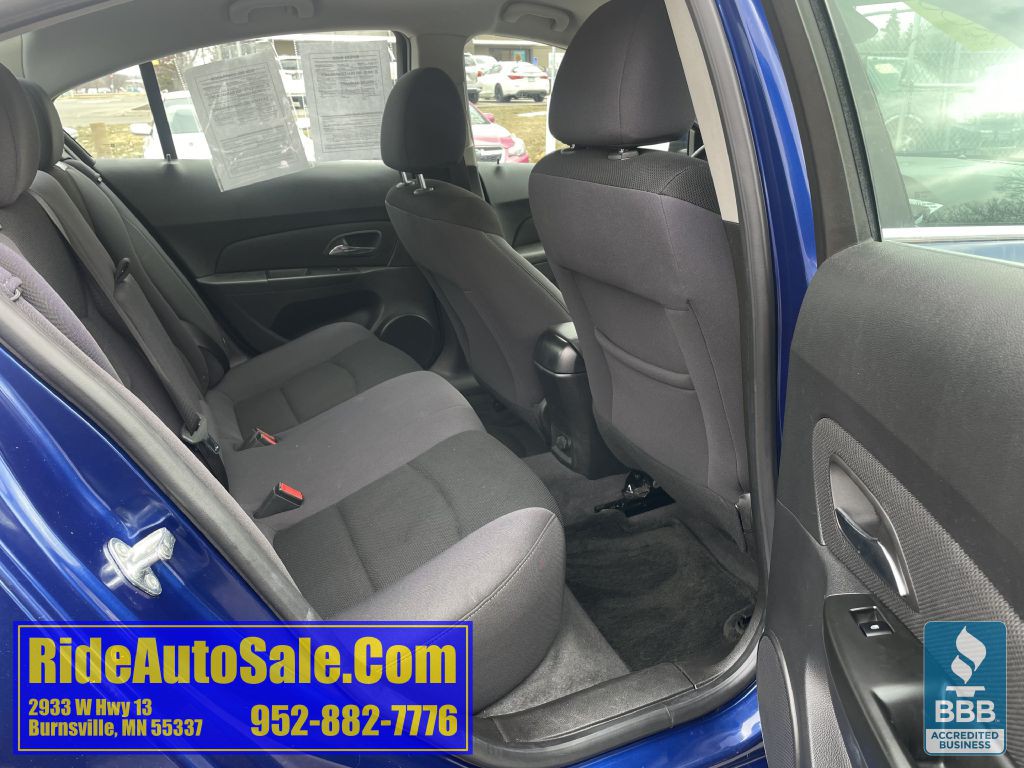 2013 Chevrolet Cruze Image 16