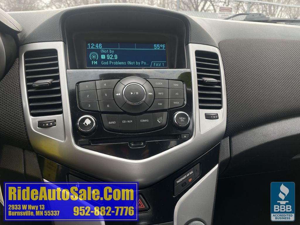 2013 Chevrolet Cruze Image 20