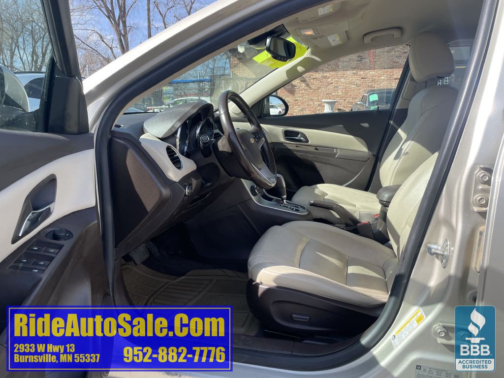 2014 Chevrolet Cruze Image 10
