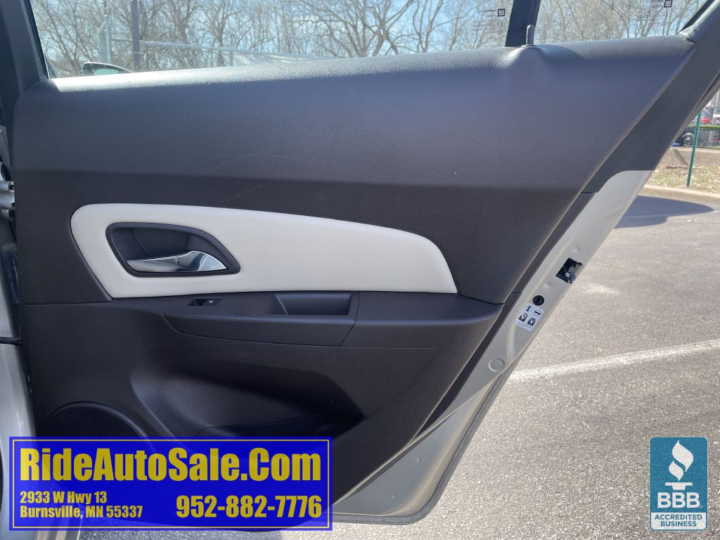 2014 Chevrolet Cruze Image 15