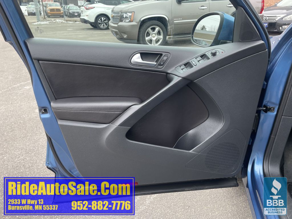 2017 Volkswagen Tiguan Image 9