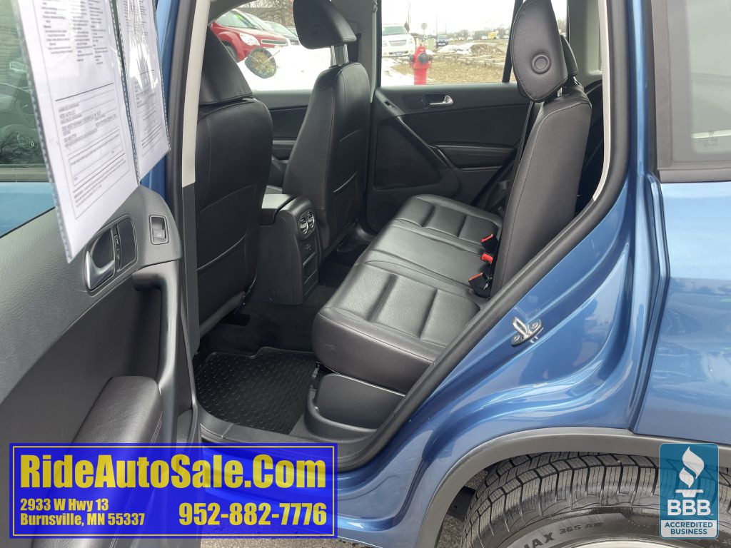 2017 Volkswagen Tiguan Image 12