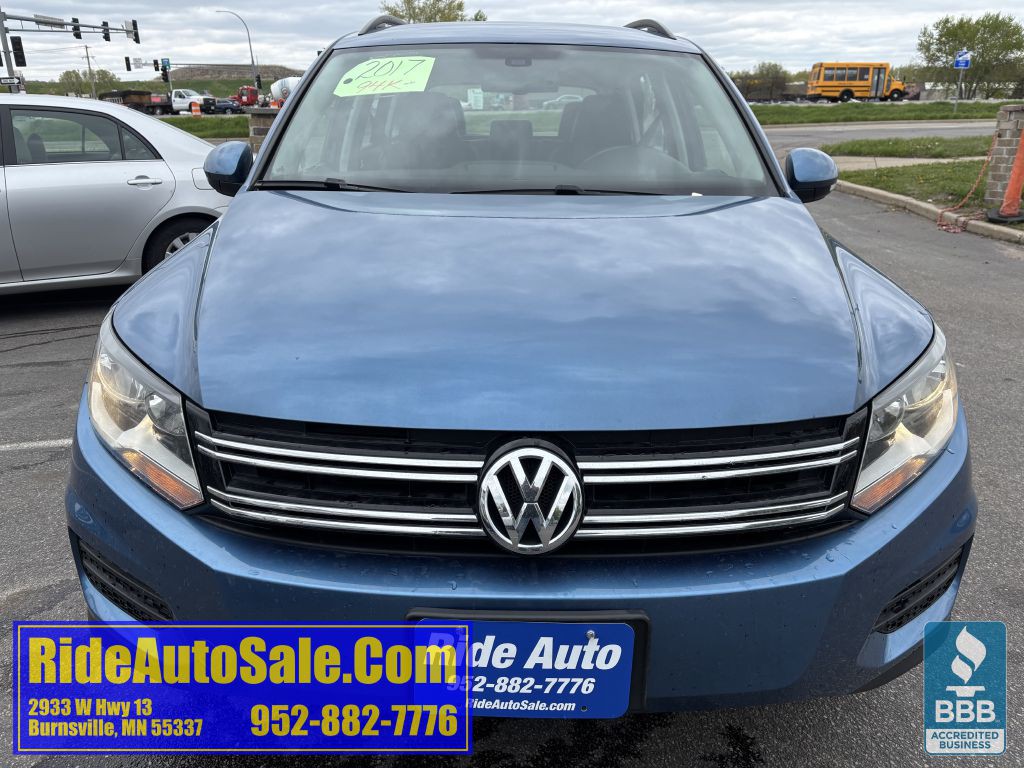2017 Volkswagen Tiguan Image 2