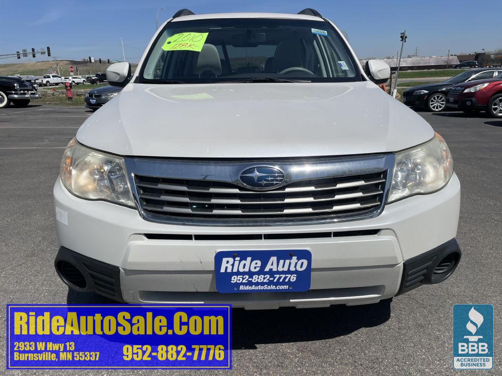 2010 Subaru Forester Image 2