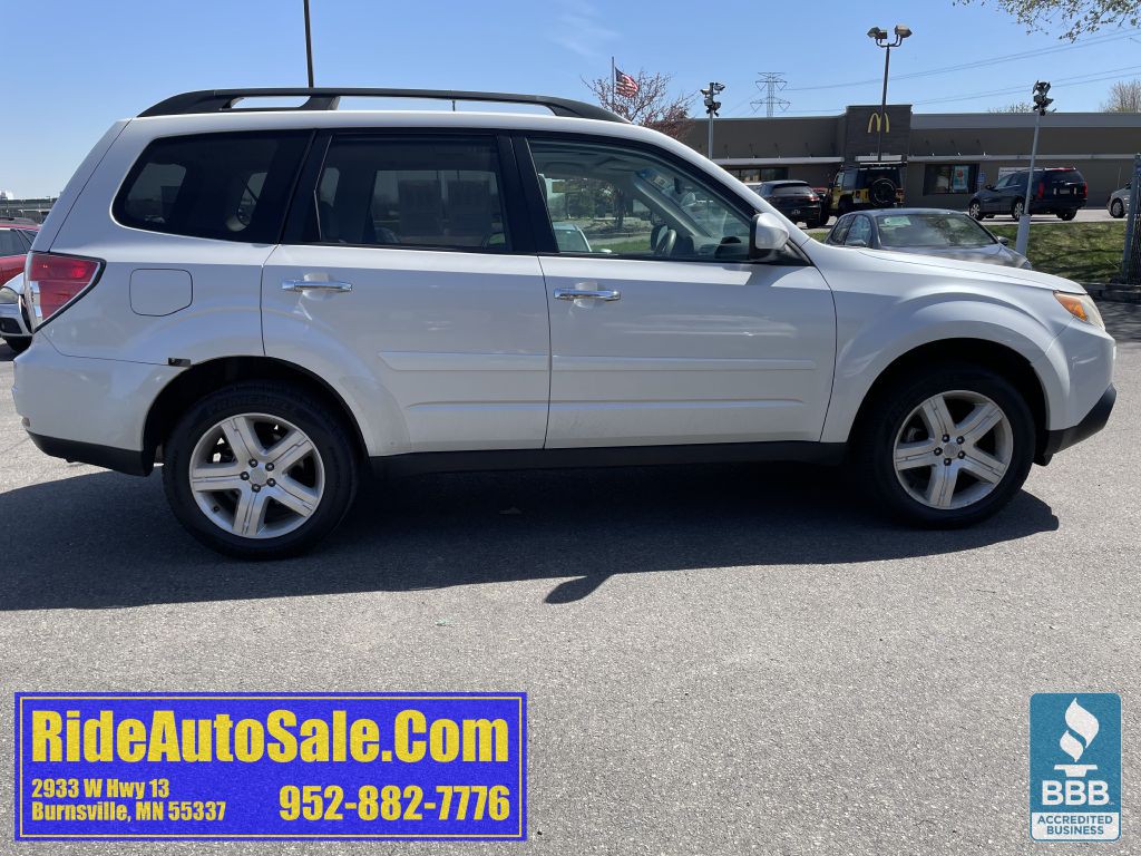2010 Subaru Forester Image 4