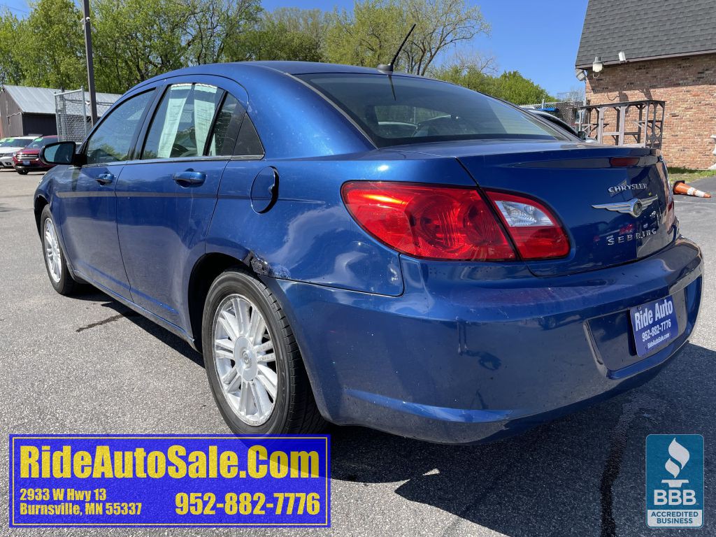 2009 Chrysler Sebring Image 7