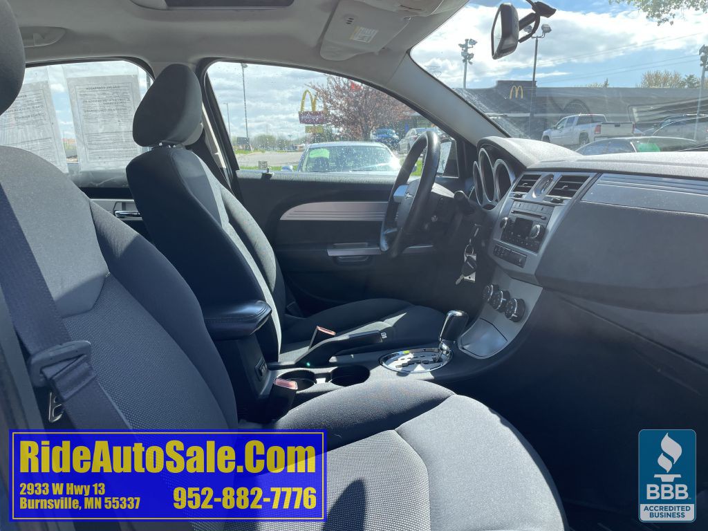 2009 Chrysler Sebring Image 14