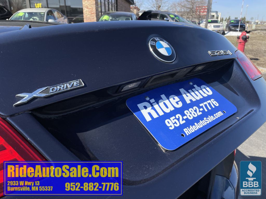 2013 BMW 5 Series Image 27