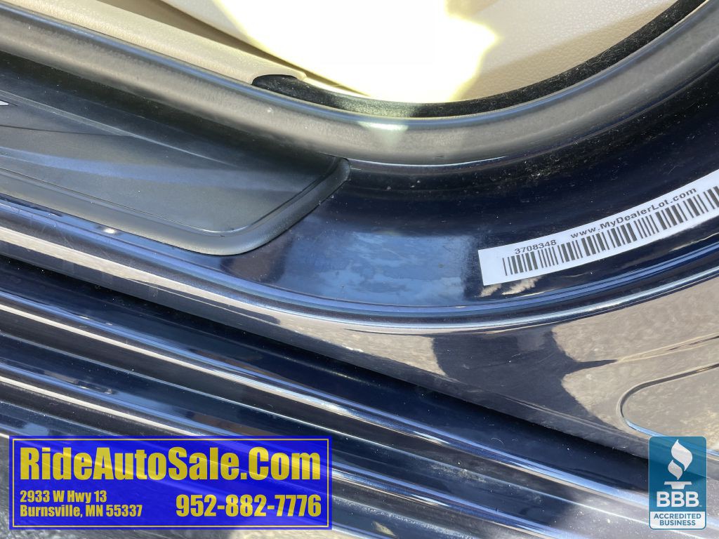 2013 BMW 5 Series Image 29