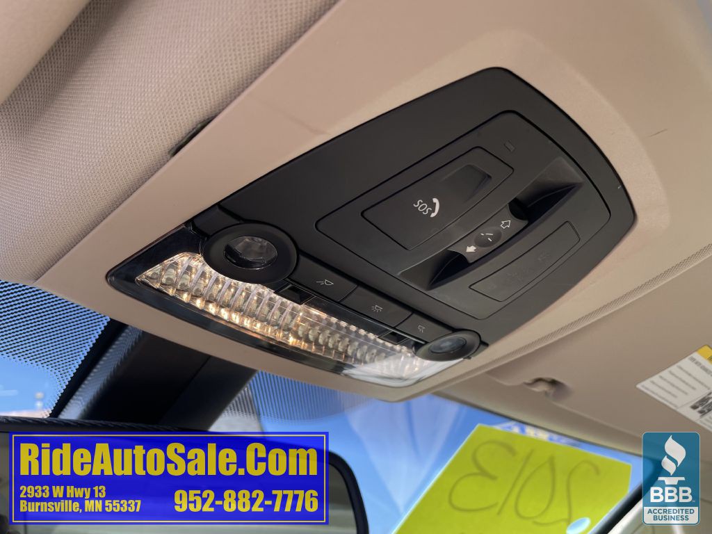 2013 BMW 5 Series Image 32